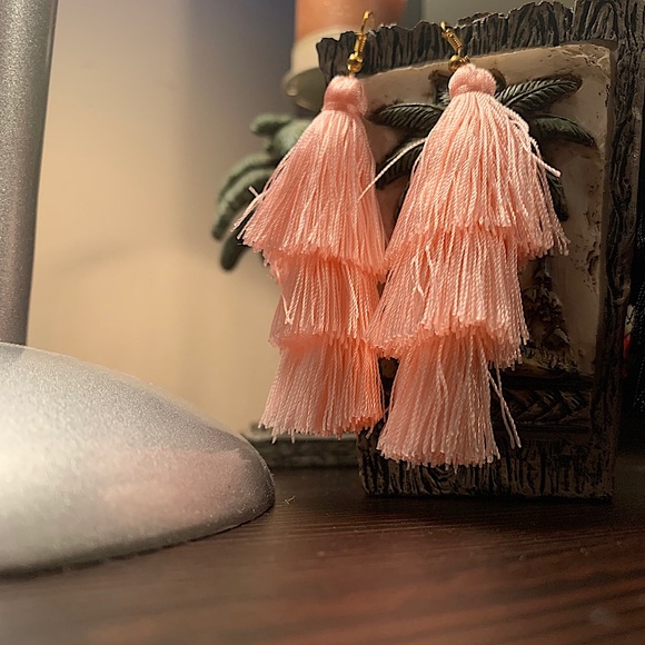 Tassel earrings - Picture 3 of 8